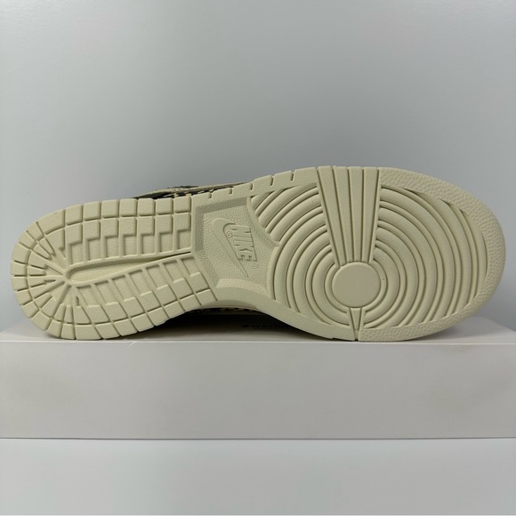 DUNK LOW SE GONE FISHING RAINBOW TROUT SPOTTED SUEDE DARK IRIDESCENT ORANGE PINK - Picture 5 of 11